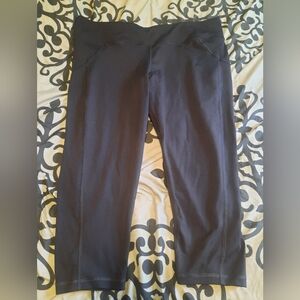 Denver Hayes Cropped Leggings 2XL